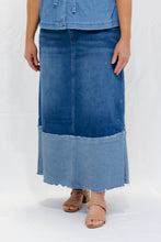 Load image into Gallery viewer, REG. & PLUS TWO TONE LONG DENIM SKIRT