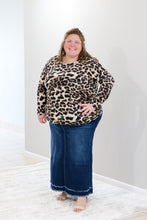 Load image into Gallery viewer, REG. &amp; PLUS FRAYED HEM LONG DENIM SKIRT
