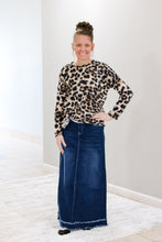 Load image into Gallery viewer, REG. &amp; PLUS FRAYED HEM LONG DENIM SKIRT
