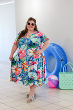 Load image into Gallery viewer, REG. &amp; PLUS MULTICOLOR TROPICAL MIDI DRESS
