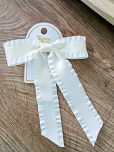 Load image into Gallery viewer, BOW HAIR CLIP
