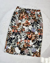 Load image into Gallery viewer, REG. &amp; PLUS FLORAL MIDI PENCIL SKIRT

