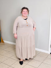 Load image into Gallery viewer, REG. &amp; PLUS NETURAL TIERED MIDI DRESS
