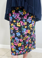 Load image into Gallery viewer, REG. &amp; PLUS BLACK FLORAL PENCIL SKIRT
