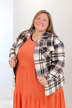 Load image into Gallery viewer, REG. &amp; PLUS PLAID POCKETED TOP
