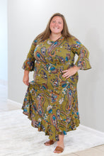 Load image into Gallery viewer, REG. &amp; PLUS OLIVE PAISLEY MIDI DRESS
