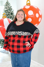 Load image into Gallery viewer, REG. &amp; PLUS LEOPARD/PLAID TOP
