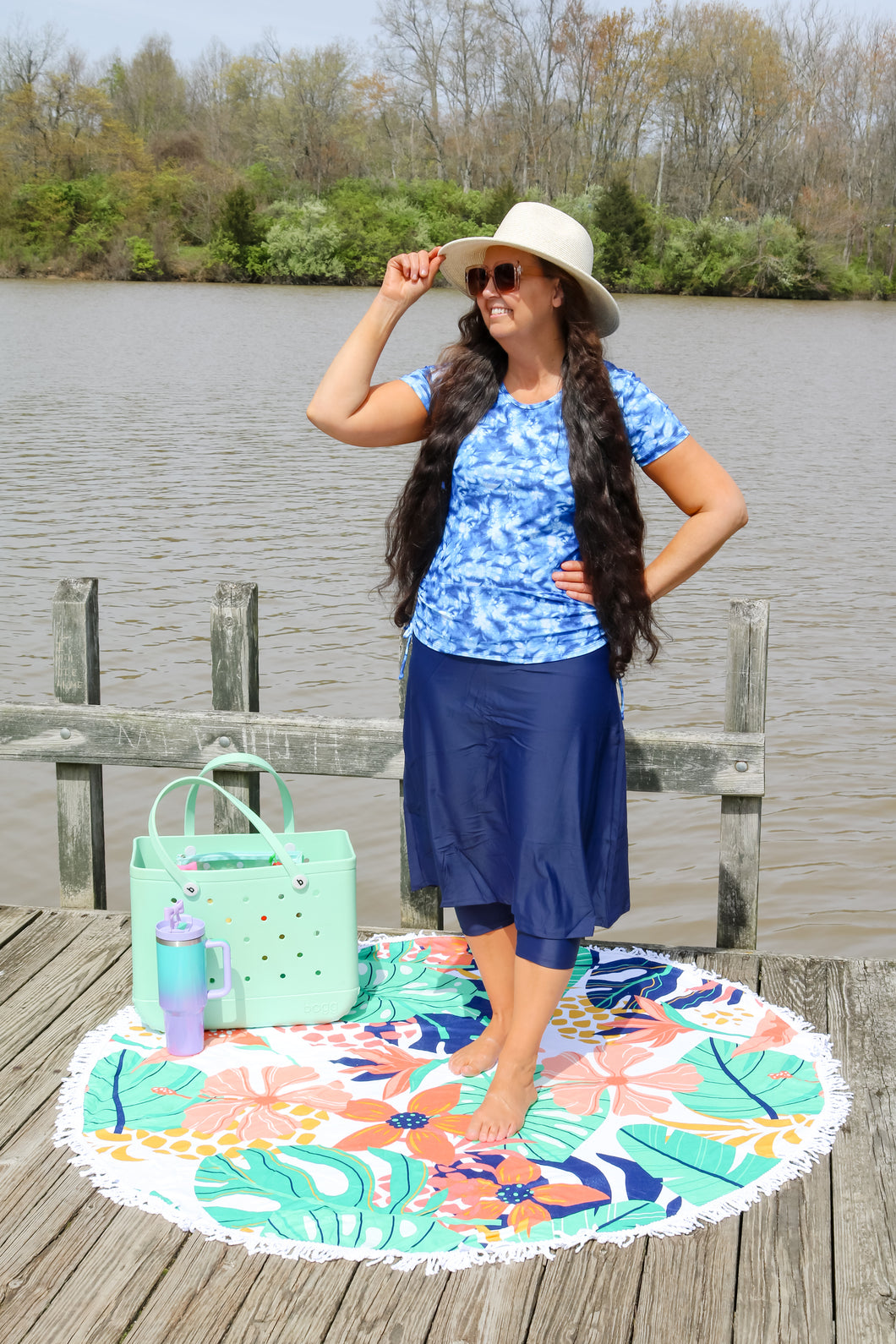 LARGE CIRCLE BEACH TOWEL