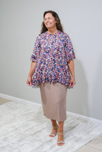 Load image into Gallery viewer, REG. &amp; PLUS MOCHA HONEY COMB SKIRT
