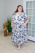 Load image into Gallery viewer, REG. &amp; PLUS IVORY/NAVY FLORAL MAXI DRESS
