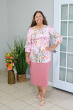 Load image into Gallery viewer, REG. &amp; PLUS PINK FLORAL LAYERING TOP
