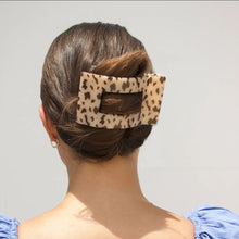 Load image into Gallery viewer, TELETIE FLAT RECTANGLE HAIR CLIP
