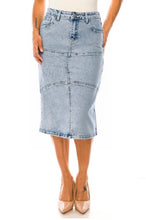 Load image into Gallery viewer, REG. &amp; PLUS SNOW WASH VERITCAL SEAM MIDI DENIM SKIRT
