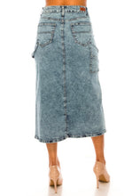Load image into Gallery viewer, REG. &amp; PLUS UTILITY 32" MIDI DENIM SKIRT
